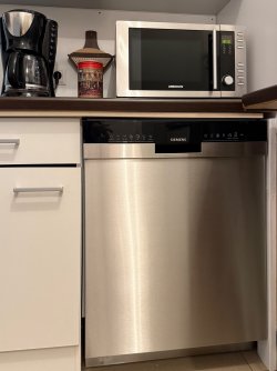 Küche, Kaffeemaschine, Mikrowelle, Geschirrspüler